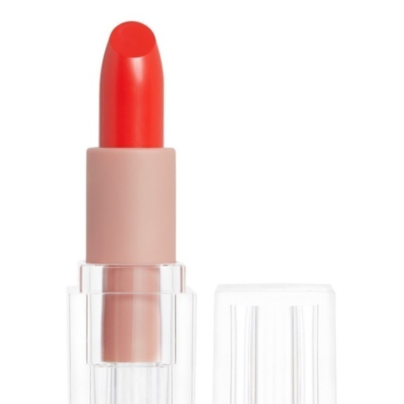 KKW BEAUTY Red Crème Lipstick Hot sauce - Picture 1 of 3